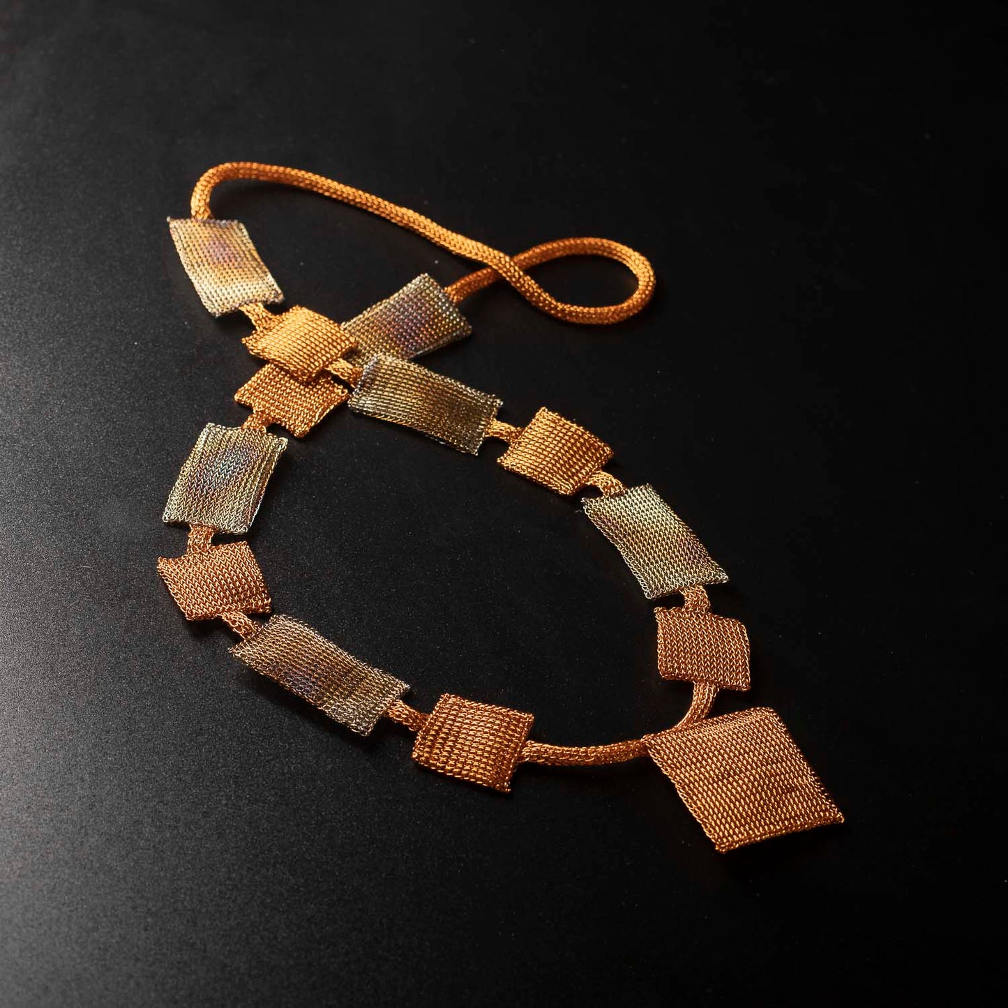 collana Tiche